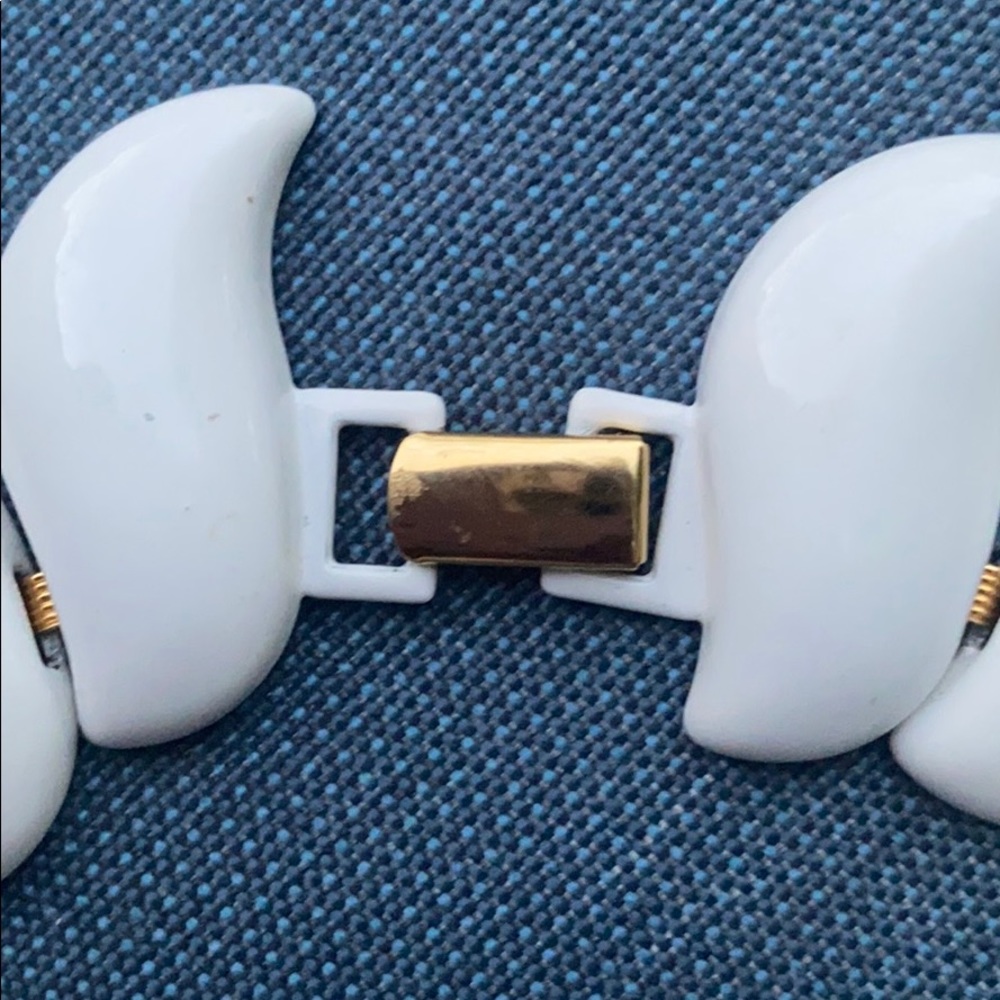 Vintage Napier  White Enamel and gold wave - Picture 4 of 6